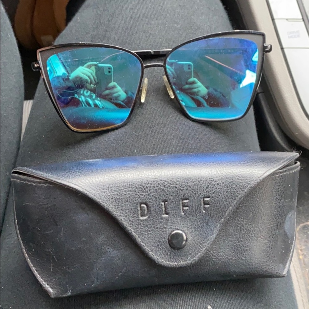 Diff Sunglasses - image 4